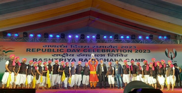 2nd Prize to Maharashtra in Inter-State Cultural Program Competition at Delhi दिल्ली येथील आंतरराज्यीय सांस्कृतिक कार्यक्रम स्पर्धेत महाराष्ट्राला द्वितीय पारितोषिक हडपसर मराठी बातम्या Hadapsar Latest News Hadapsar News