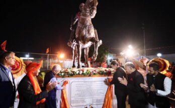 12 feet tall statue of Chhatrapati Shivaji Maharaj unveiled in Mauritius मॉरिशसमध्ये छत्रपती शिवाजी महाराजांच्या १२ फूट उंची पुतळ्याचे अनावरण हडपसर क्राइम न्यूज, हडपसर मराठी बातम्या, हडपसर न्युज Hadapsar Crime News, Hadapsar Marathi News, ,Hadapsar News