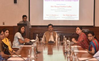 MoU with four social organizations for the adoption of 424 Anganwadis in the state राज्यातील ४२४ अंगणवाड्या दत्तक घेण्यासाठी चार सामाजिक संस्थांशी सामंजस्य करार हडपसर क्राइम न्यूज, हडपसर मराठी बातम्या, हडपसर न्युज Hadapsar Crime News, Hadapsar Marathi News, ,Hadapsar News