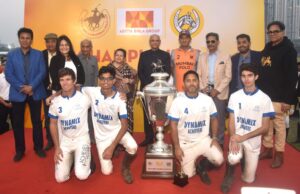 The winning team, Dynamics Achievers, was awarded the Aditya Birla Smriti Polo Cup by the Governor.
राज्यपालांच्या हस्ते डायनॅमिक्स अचिव्हर्स या विजेत्या संघाला आदित्य बिर्ला स्मृती पोलो कप देण्यात आला.
हडपसर क्राइम न्यूज, हडपसर मराठी बातम्या, हडपसर न्युज Hadapsar Crime News, Hadapsar Marathi News, ,Hadapsar News, Hadapsar Latest News

