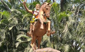 The statue of Chhatrapati Shivaji Maharaj was unveiled by the Army Commander of the Southern Command दक्षिण कमांडचे लष्कर कमांडर यांच्या हस्ते छत्रपती शिवाजी महाराजांच्या पुतळ्याचे अनावरण हडपसर क्राइम न्यूज, हडपसर मराठी बातम्या, हडपसर न्युज Hadapsar Crime News, Hadapsar Marathi News, ,Hadapsar News, Hadapsar Latest News
