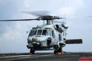 MH60R 'Seahawks' helicopters to be inducted into the Indian Navy

एमएच 60 आर 'सीहॉक्स' हेलिकॉप्टर्स, भारतीय नौदलात आयएनएएस 334 पथक म्हणून दाखल होणार.
हडपसर क्राइम न्यूज, हडपसर मराठी बातम्या, हडपसर न्युज Hadapsar Crime News, Hadapsar Marathi News, ,Hadapsar News
