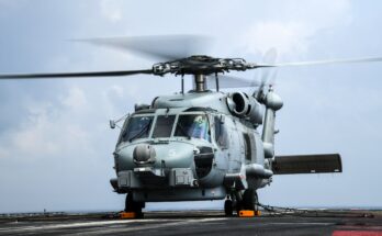 MH60R 'Seahawks' helicopters to be inducted into the Indian Navy एमएच 60 आर 'सीहॉक्स' हेलिकॉप्टर्स, भारतीय नौदलात आयएनएएस 334 पथक म्हणून दाखल होणार. हडपसर क्राइम न्यूज, हडपसर मराठी बातम्या, हडपसर न्युज Hadapsar Crime News, Hadapsar Marathi News, ,Hadapsar News